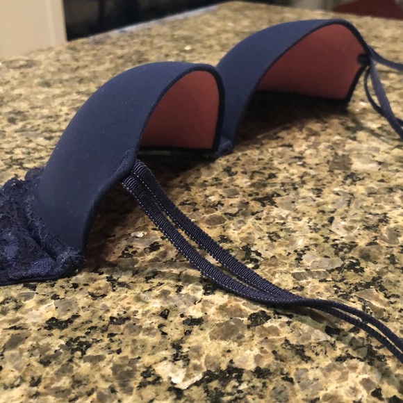 PINK Bra - 32B - Padded - Navy - Picture 3 of 4